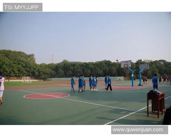 武汉篮球队在世界锦标赛上的拼搏历程与荣耀时刻全景回顾 武汉篮球队在世界锦标赛上的拼搏历程与荣耀时刻全景回顾